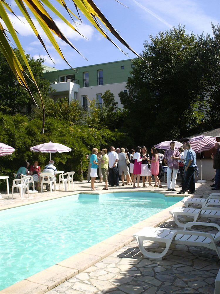Hotel Le Ty-Lann Saint-Ave Exterior photo