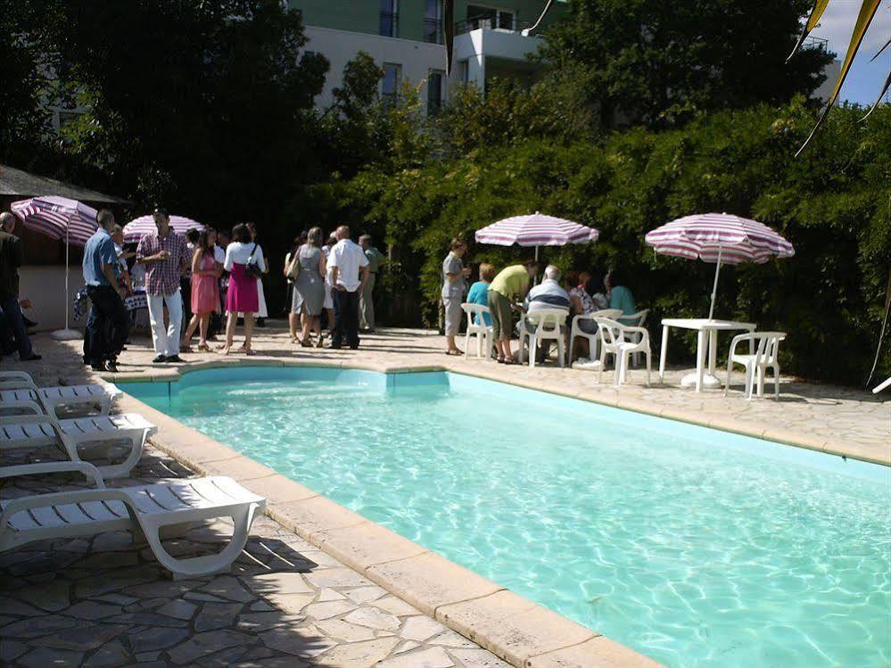 Hotel Le Ty-Lann Saint-Ave Exterior photo